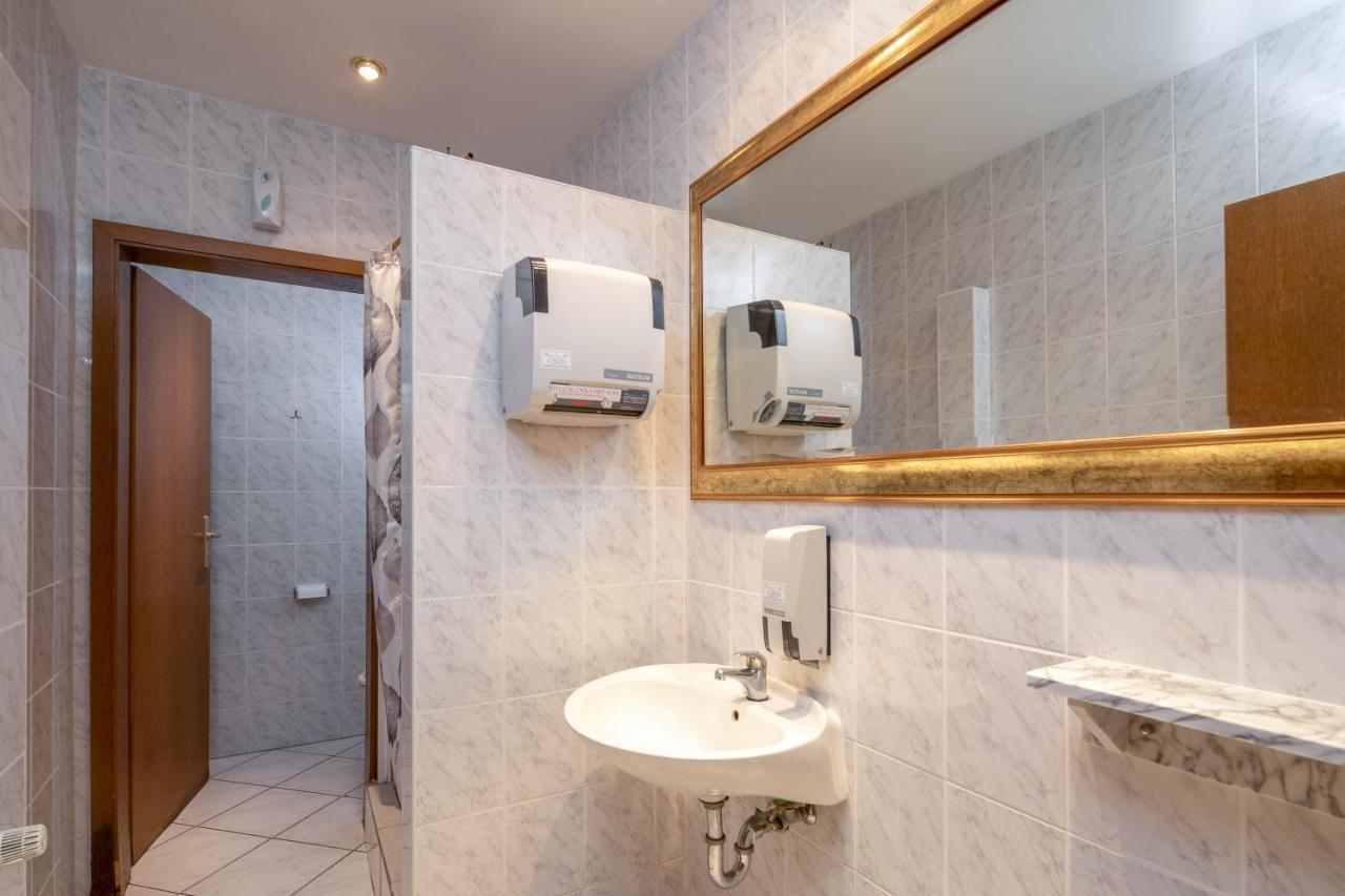 Germania Rooms & Apartments Celina Bagian luar foto