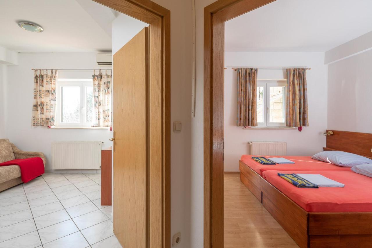 Germania Rooms & Apartments Celina Bagian luar foto